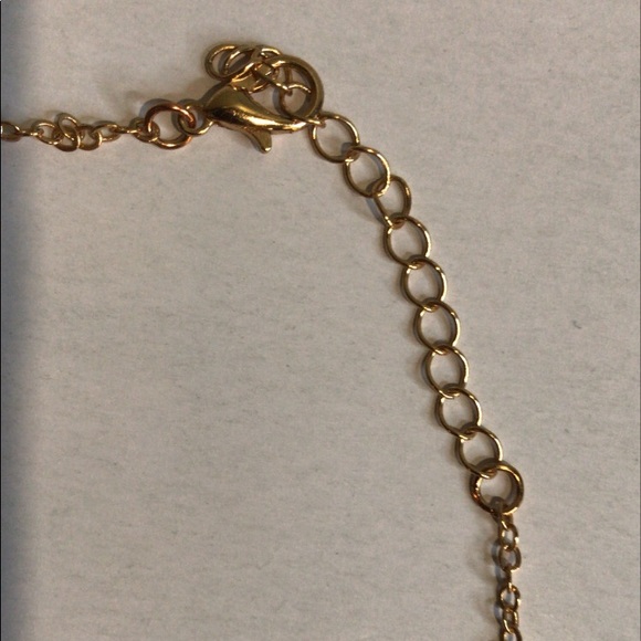 GOLD ROSE NECKLACE 🌹⚡️ - Picture 4 of 7